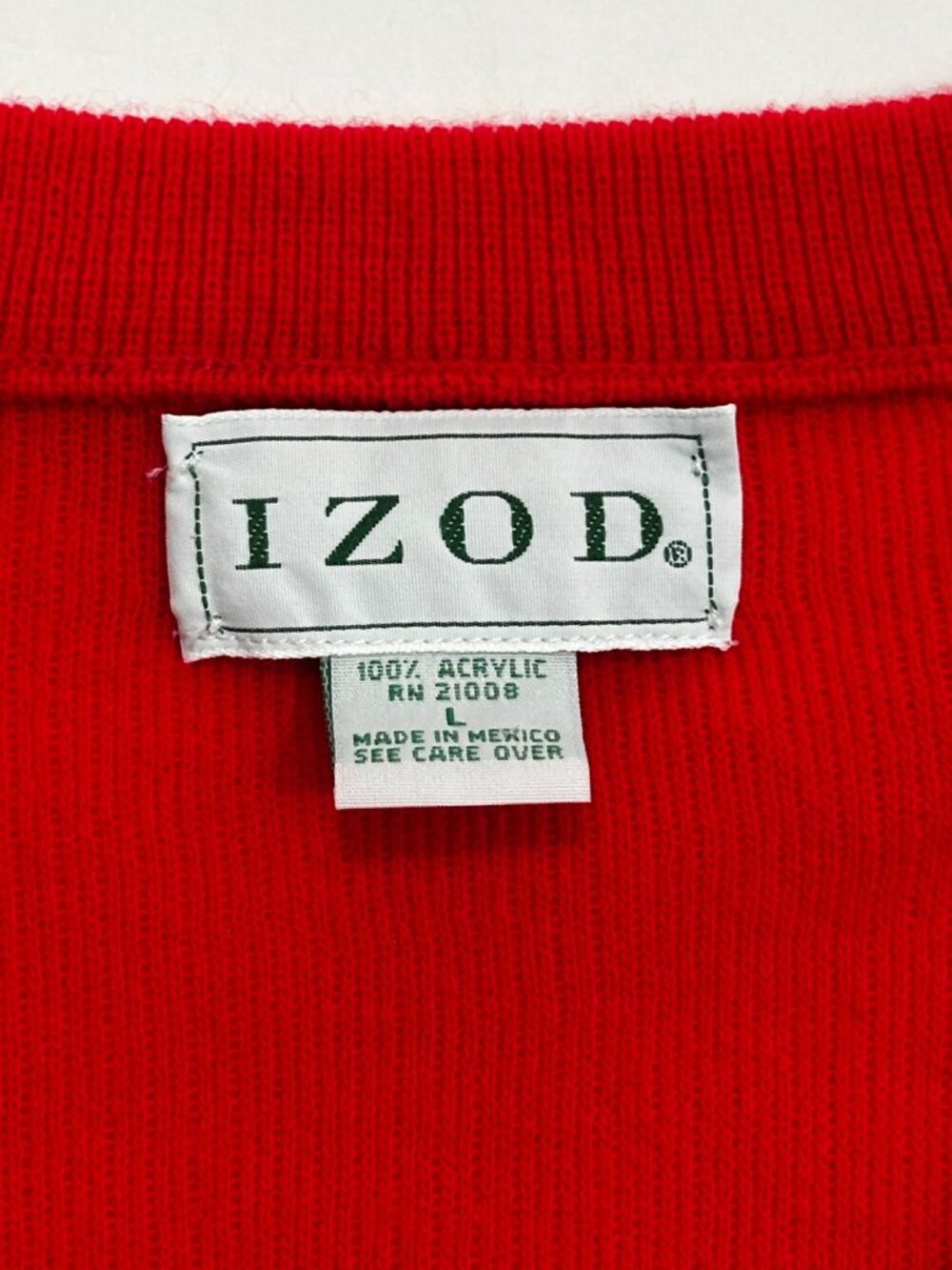 Vintage IZOD Mens Large Red V-Neck Sweater Acrylic Embroidered Crest Preppy USA - Picture 3 of 16